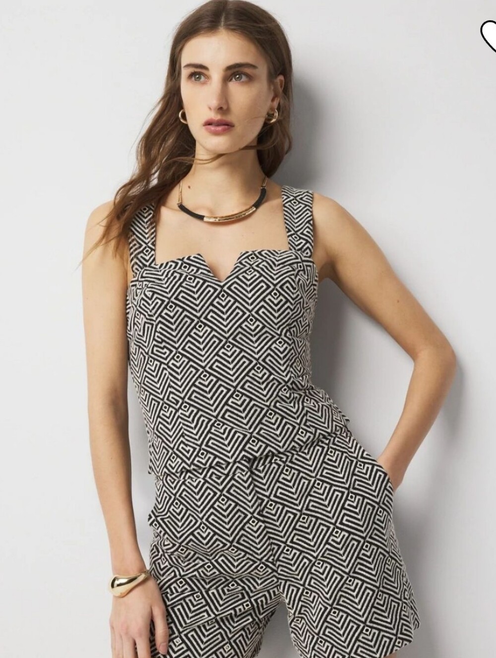 White House Black Market Black and White Geometric Tank Top Contemporary Size 12